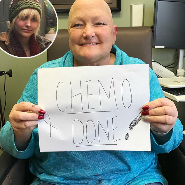 Paris Jackson Congratulates Badass Mom Debbie Rowe On Completing Chemotherapy Treatment E Online